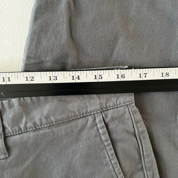 Goodfellow &Co Chino Pants Men’s 31x30 Gray The Every Wear Slim Straight Leg - Picture 4 of 15